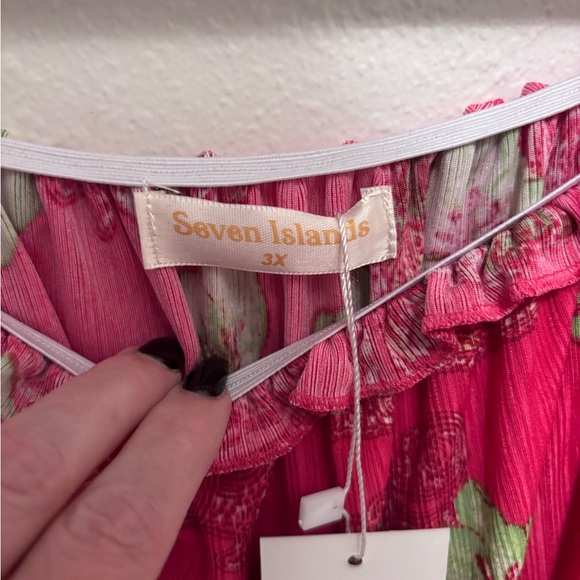 Seven Islands Womens XL Hot Pink Vibrant Floral Crinkle Top Blouse NWT. 3X - Picture 3 of 4